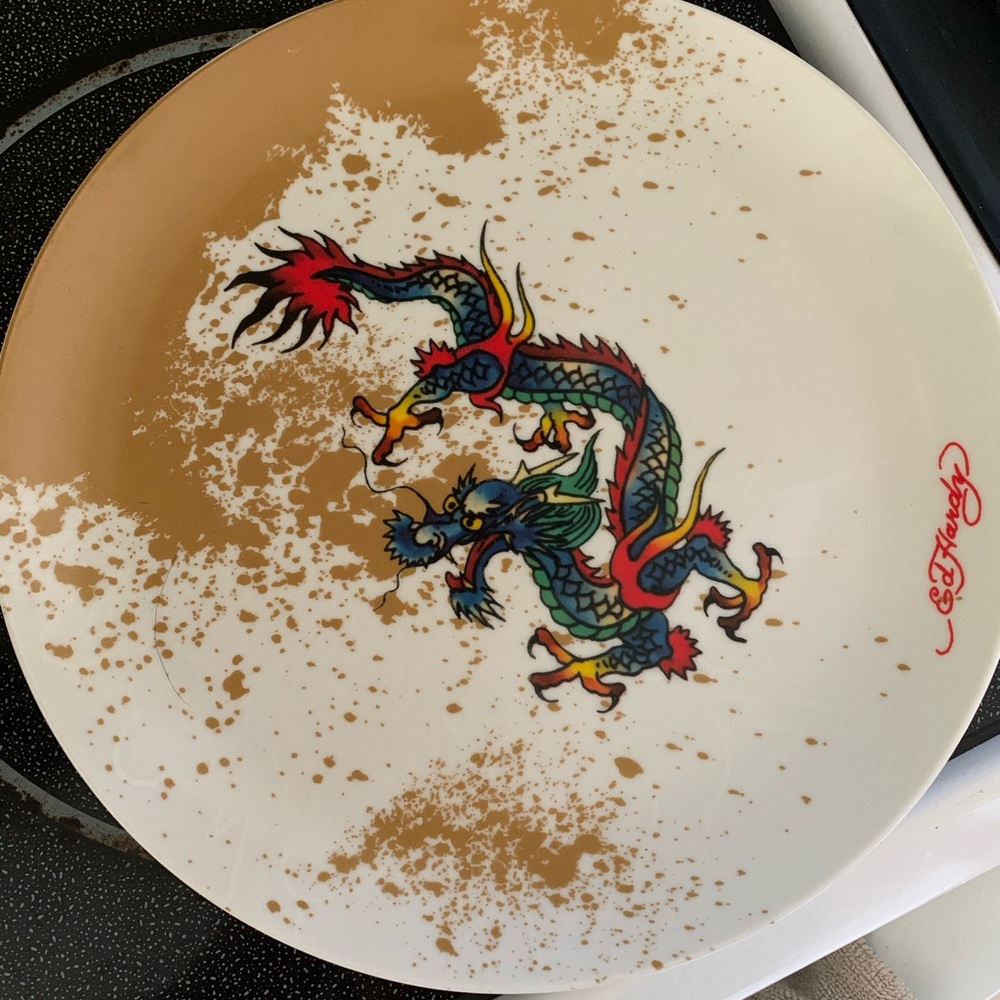 Ed Hardy Dish Set